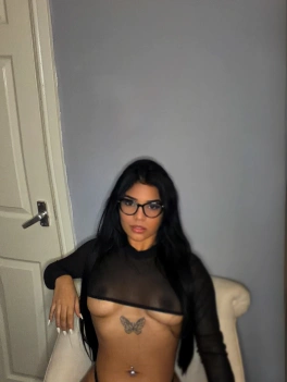 Premium <br> Photos